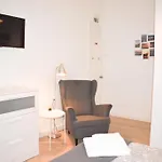 Quarto em Acomodações Particulares Casa Da Aida