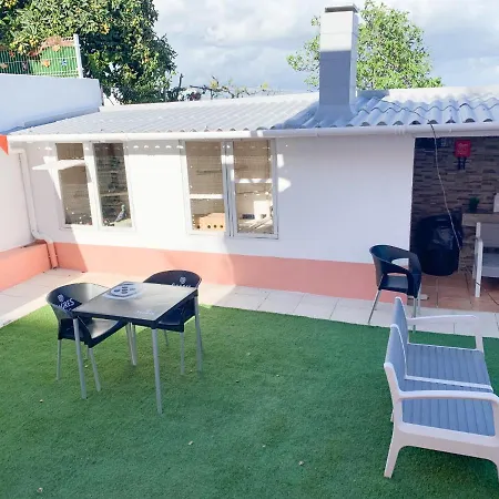 Casa Da Aida Homestay *
