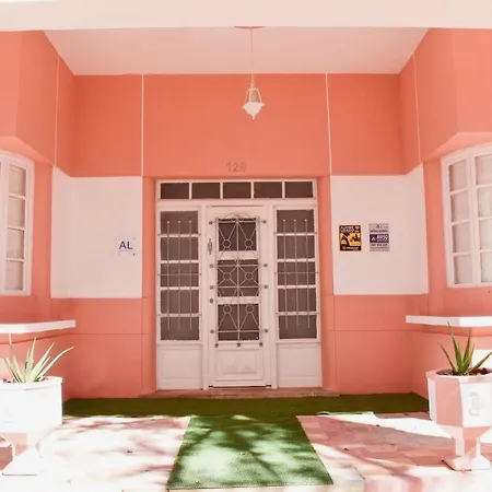 Проживание в семье Casa Da Aida